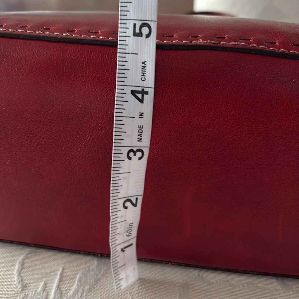 Vintage Fossil deep Red Leather satchel Handbag purse zippered / inside pockets - Picture 14 of 16